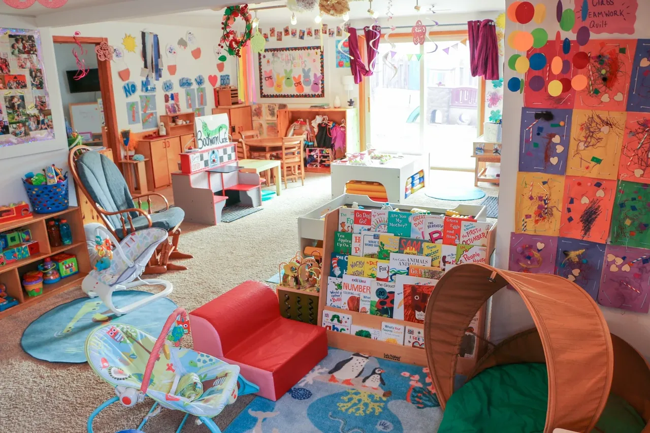 Morraine View classroom with toy shelves and colorful activity spaces at BBDS Morraine View, Madison, WI